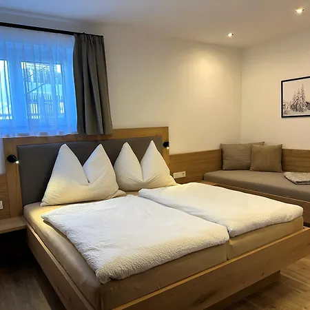 The Hidden * Flachau